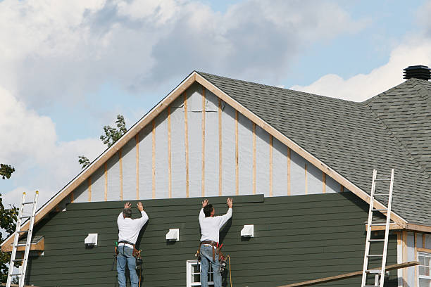 Professional Siding Contractor technician working in Kannapolis, NC